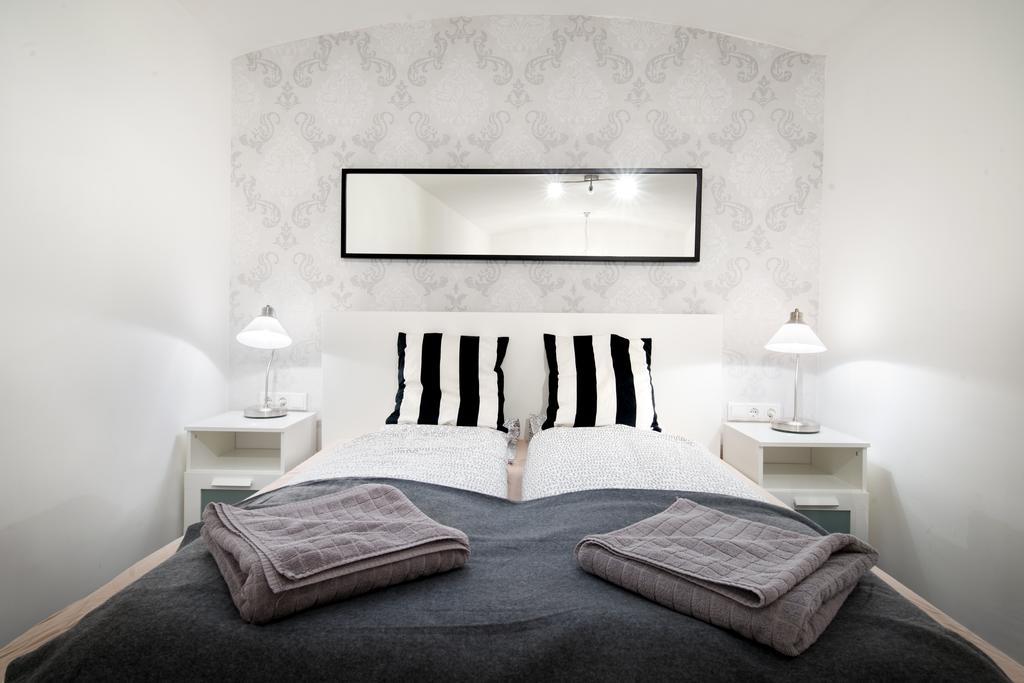D.Five Elegant Apartment At Synagogue บูดาเปสต์ ภายนอก รูปภาพ